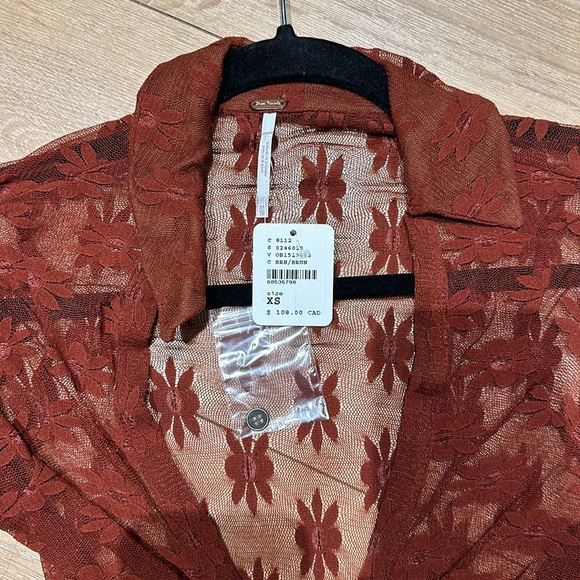 Free People - Lace Top - Picture 2 of 7